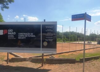 Começa a construção do Campo Society na Mina