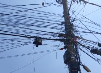 Excesso de fios nos postes. Responsabilidade de quem?